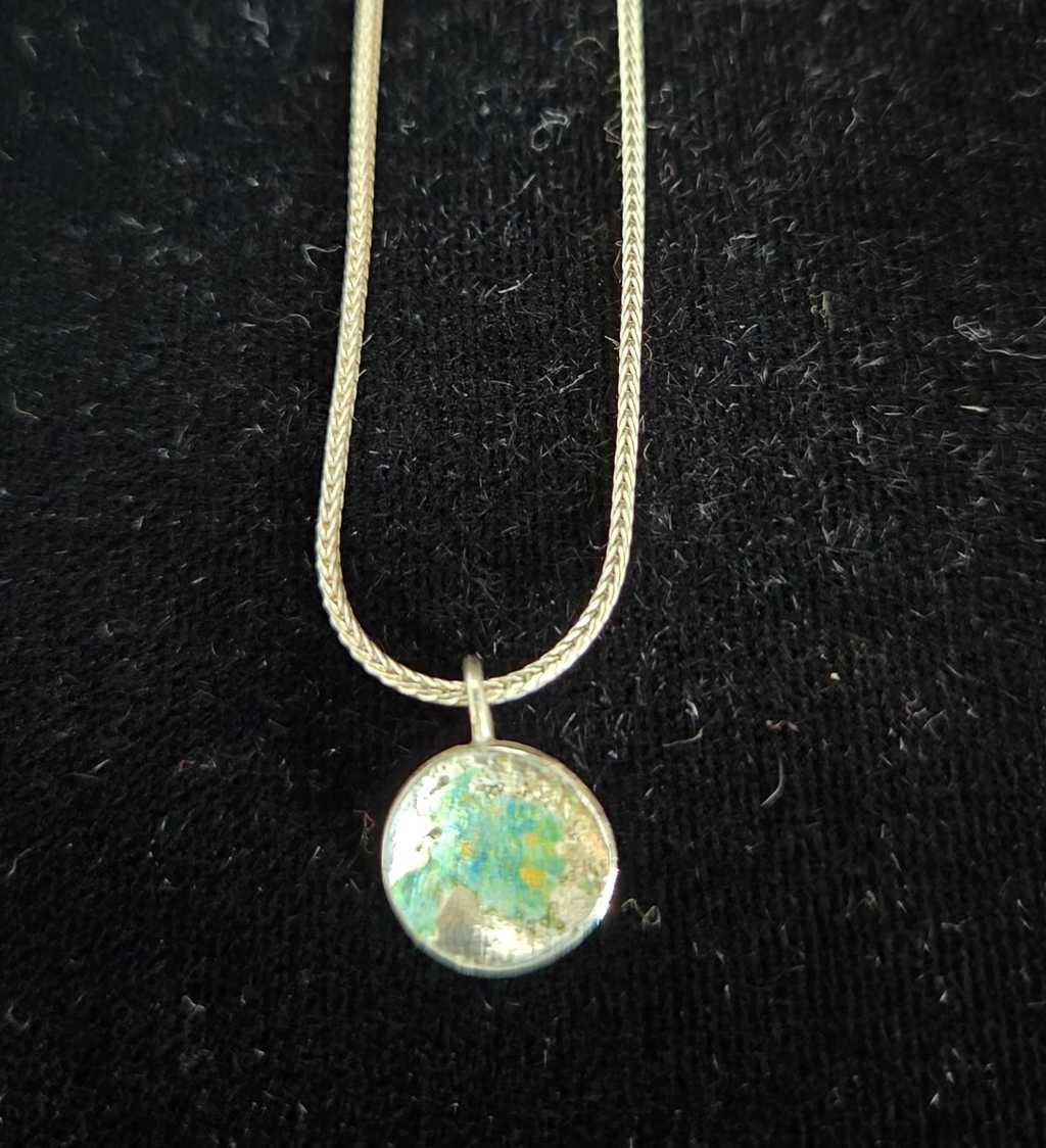 Tiny Circle Pendant