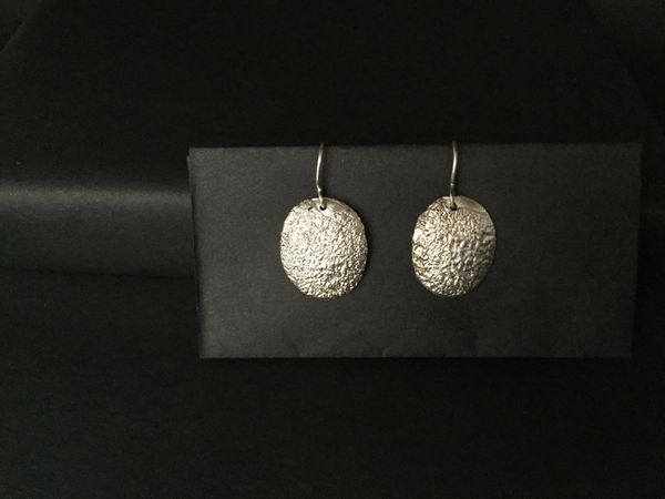 SS Souffled Oval Earrings (larger)