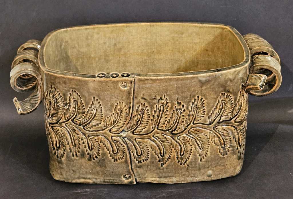 Curly Handled Indian Leaf Vessel