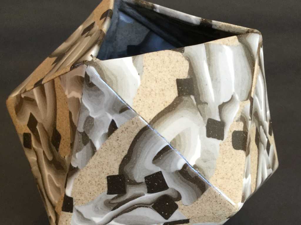 20 Sided Vase - 6" Tall