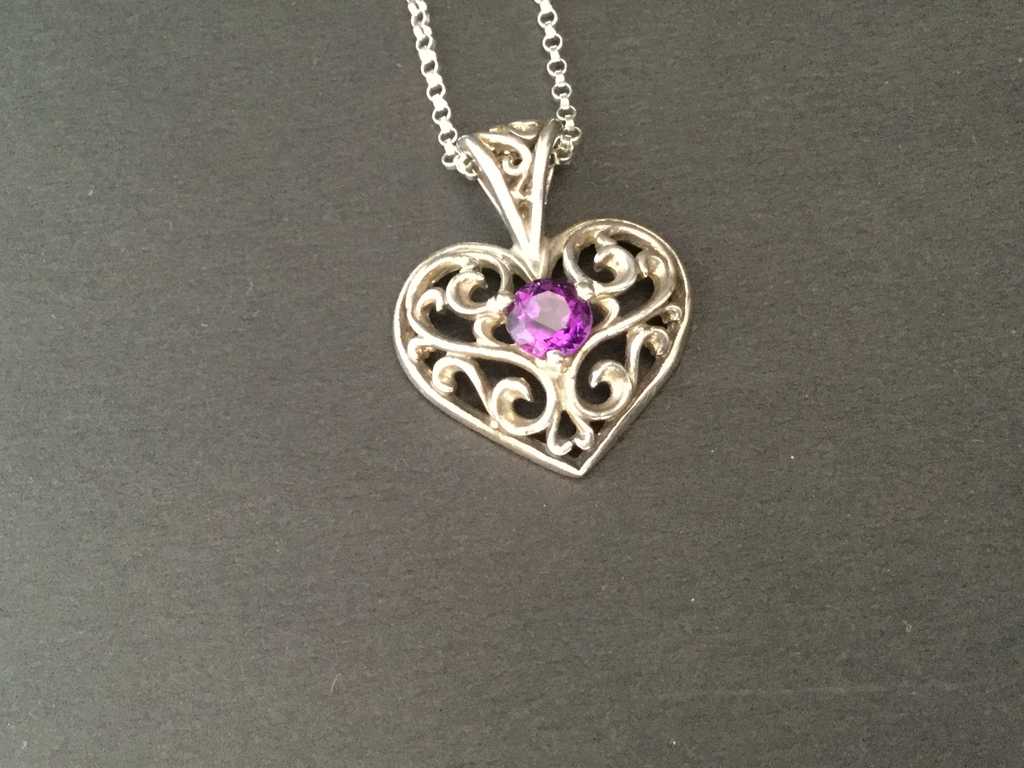 Filigree Heart Pendant w/ Round Amethyst