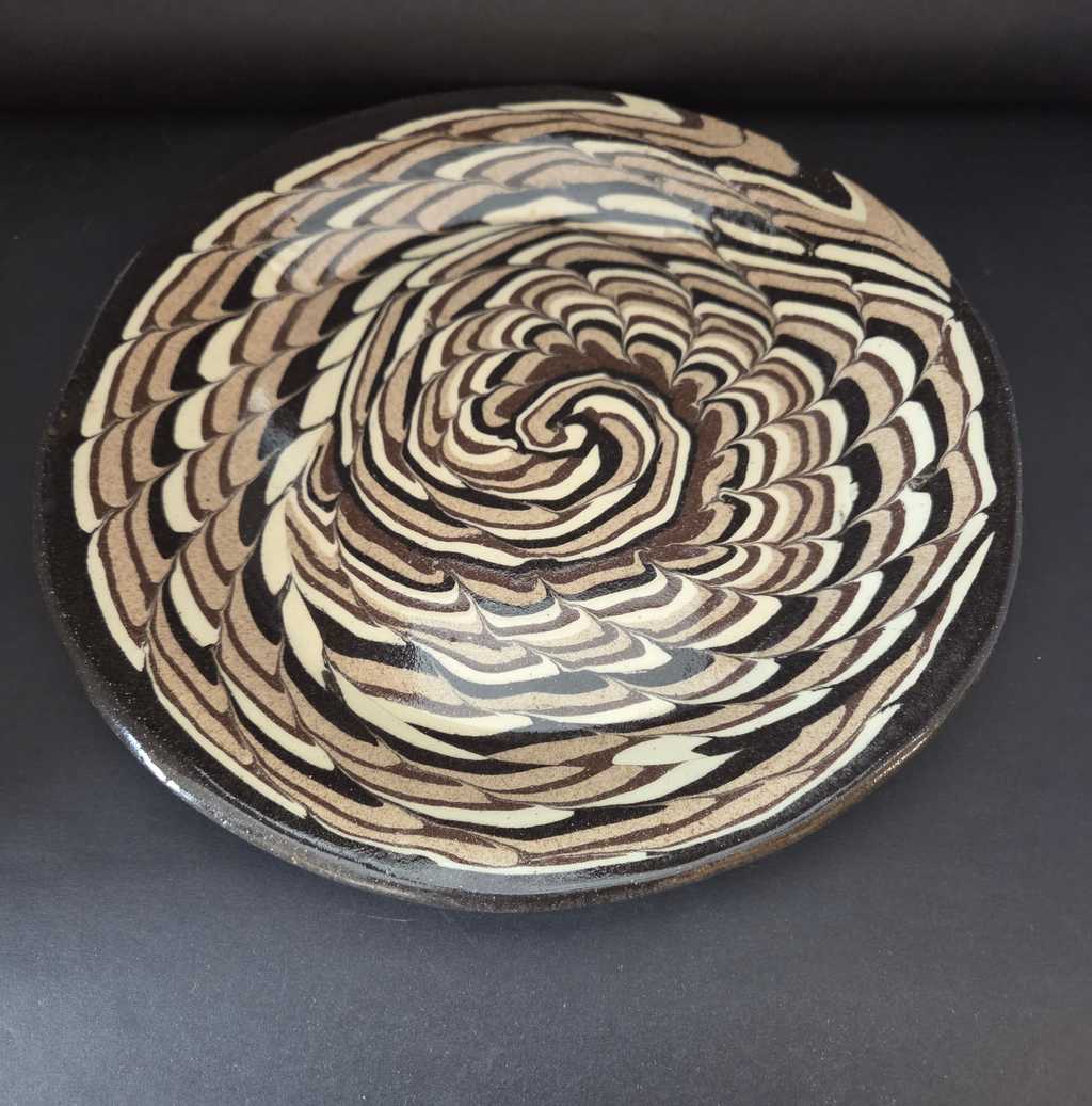 Swirled Plate